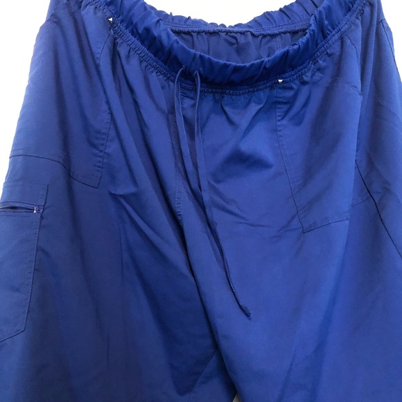 Electric Blue Scrub Set - Picture 5 of 9